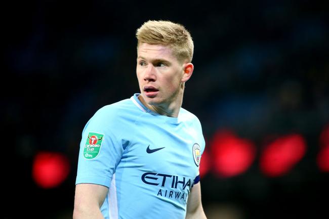 克雷莫内塞和亚特兰大正在关注阿尔塔穆拉俱乐部的瑰宝——切克·贝内利·杜姆比亚。这名2007年出生的新星引发转会市场关注。 来源：著名记者斯基拉