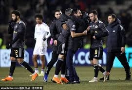 为什么全垒打后的击掌仪式在不同球队文化中有着不同含义